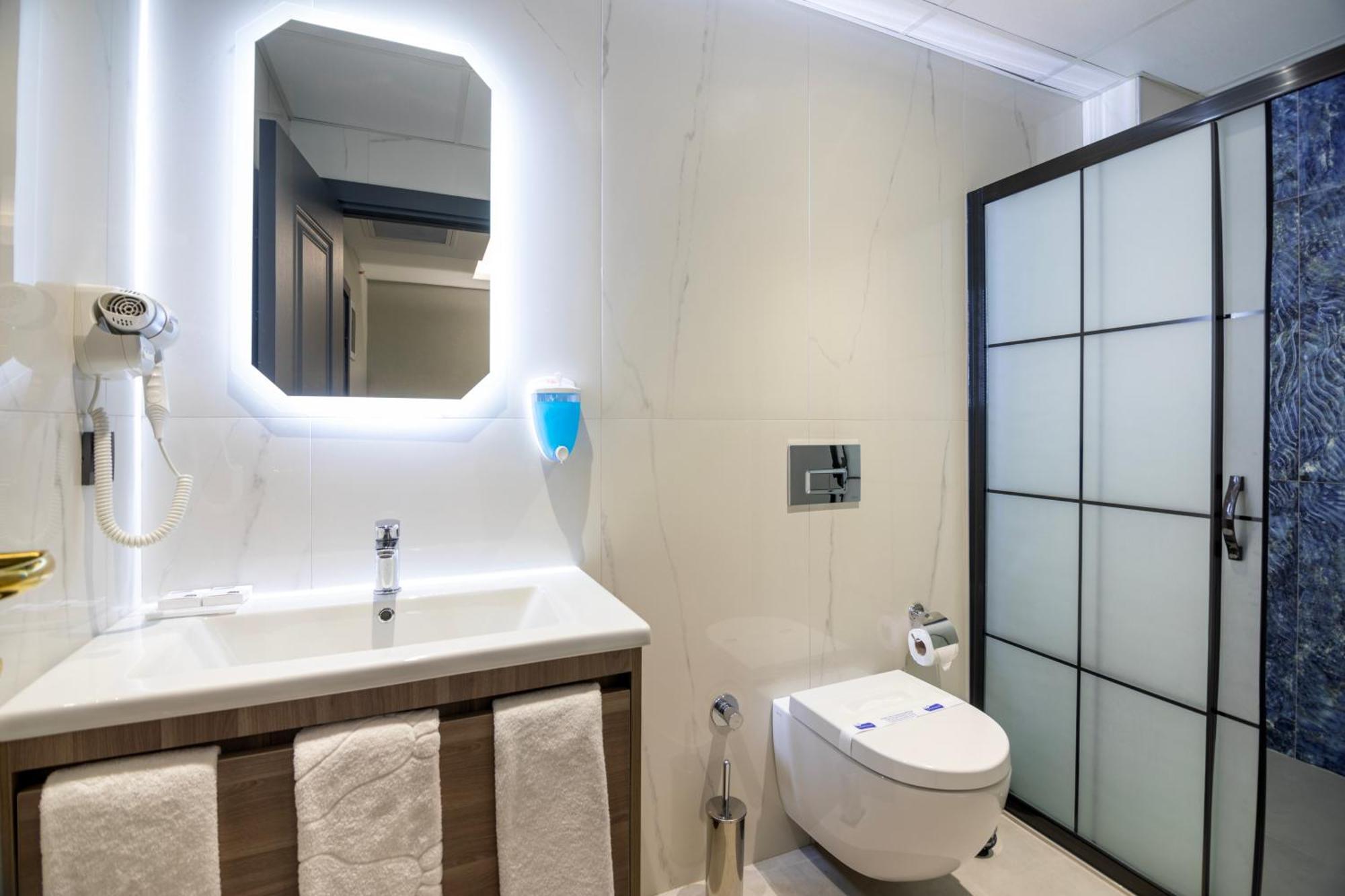 The Omiya Hotel Istanbul Exterior photo